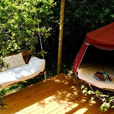 Les Robinsonades Resort
